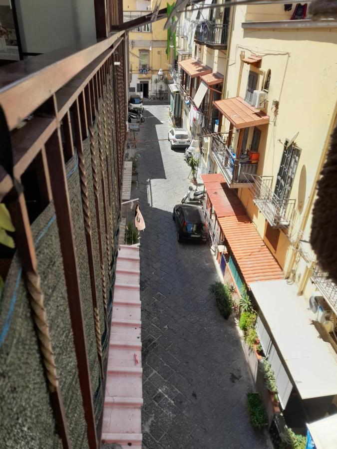 Camera Rarisa Napoli Centro Exterior foto